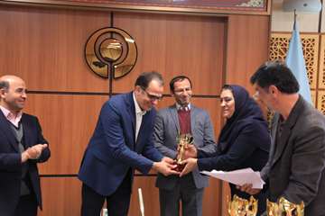 تجلیل از تیم های ورزشی کارمندان